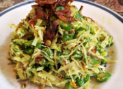 Lawar Bali: Kombinasi Sayur dan Daging dengan Cita Rasa Khas